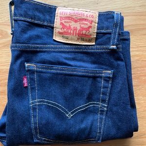 31x32 Levi’s 510 Skinny Fit Dark Blue Jeans